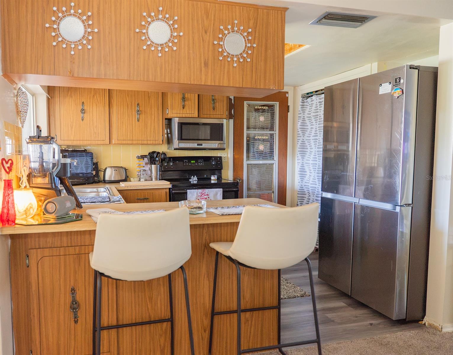 3928 GRAYTON DR — photo 7