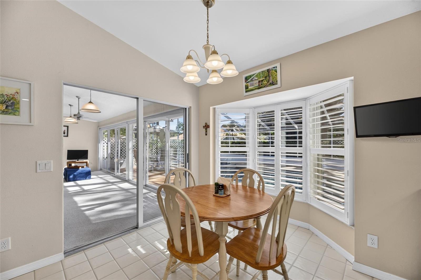 5713 GARDEN LAKES MAJESTIC — photo 16