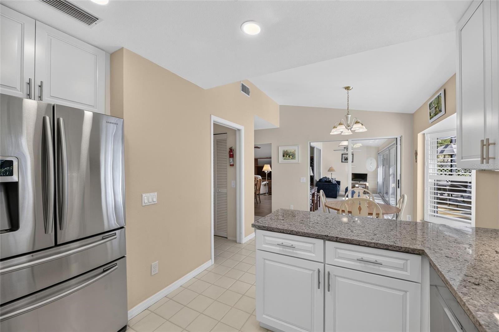 5713 GARDEN LAKES MAJESTIC — photo 24