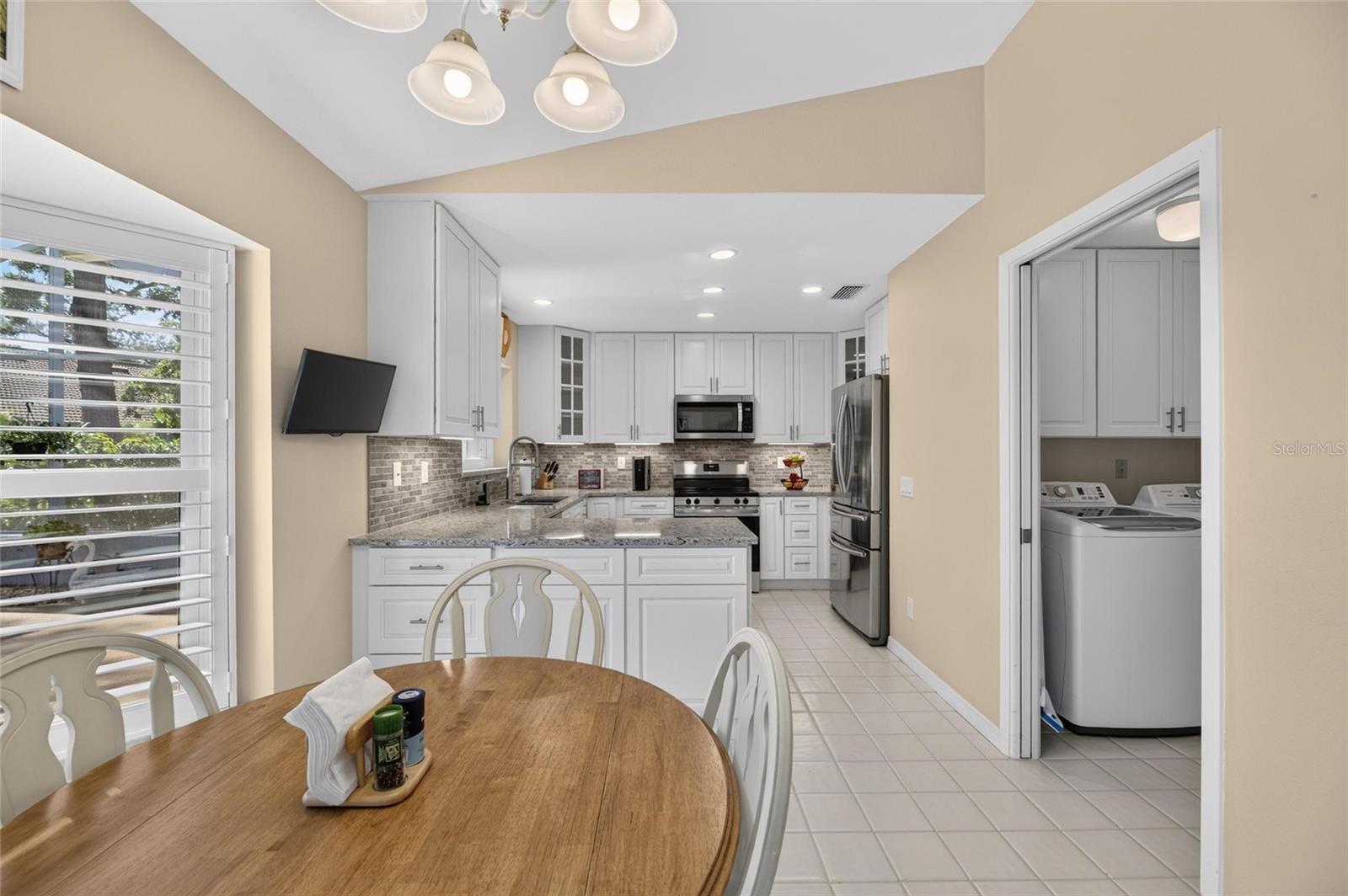 5713 GARDEN LAKES MAJESTIC — photo 19