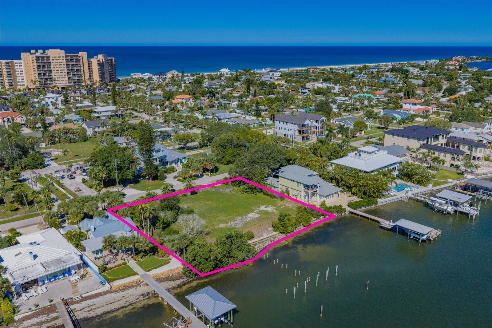 871 BAY ESPLANADE — photo 4