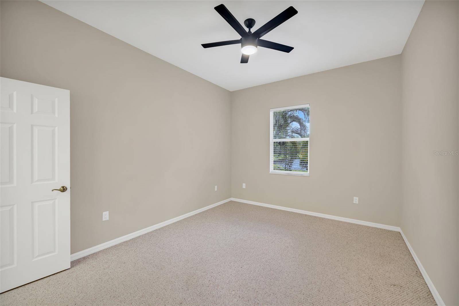12639 CARA CARA LOOP — photo 11