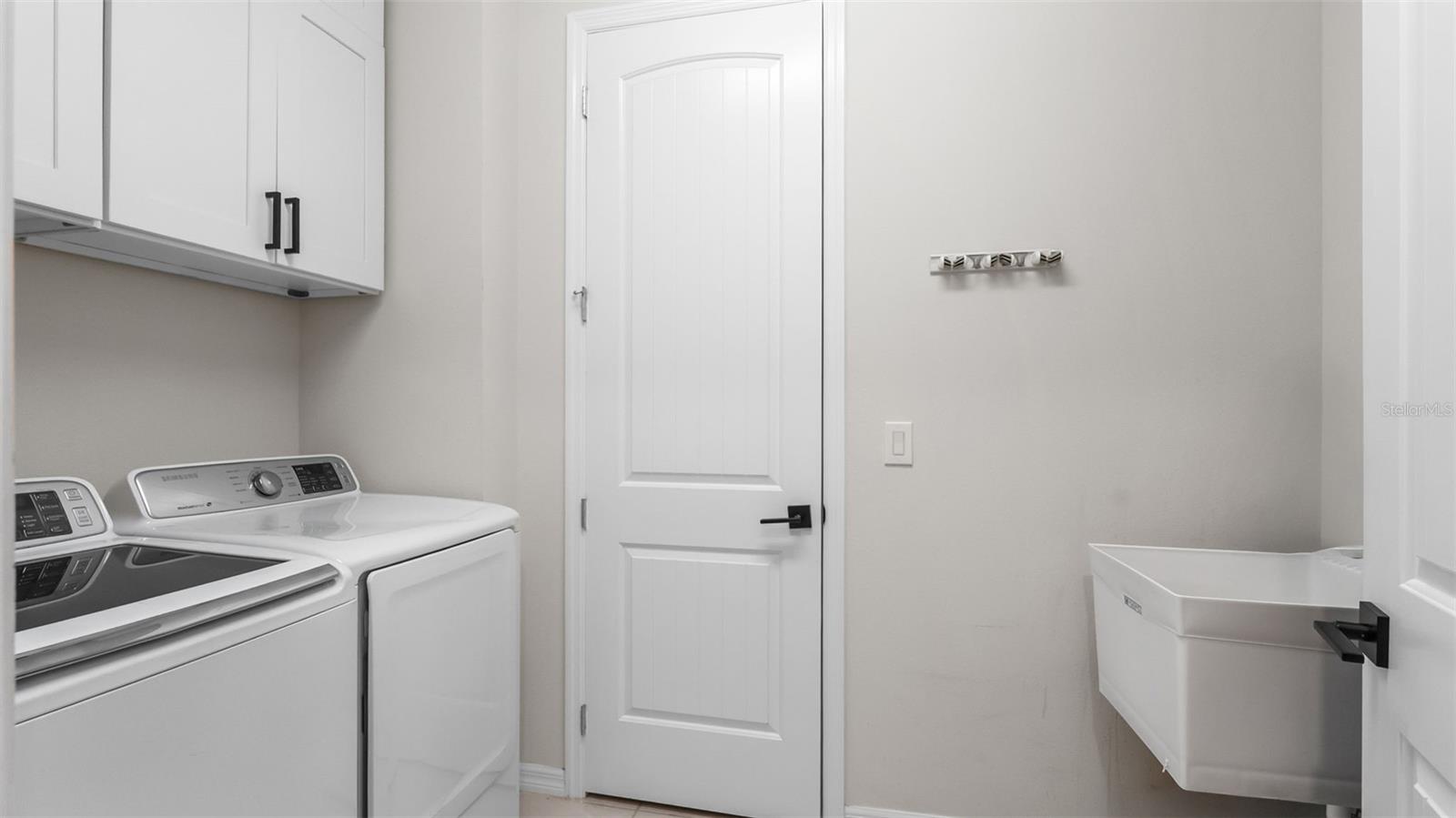 19234 MOSSY PINE DR — photo 36