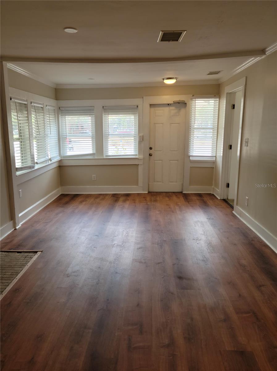 1775 FRUITVILLE RD — photo 4