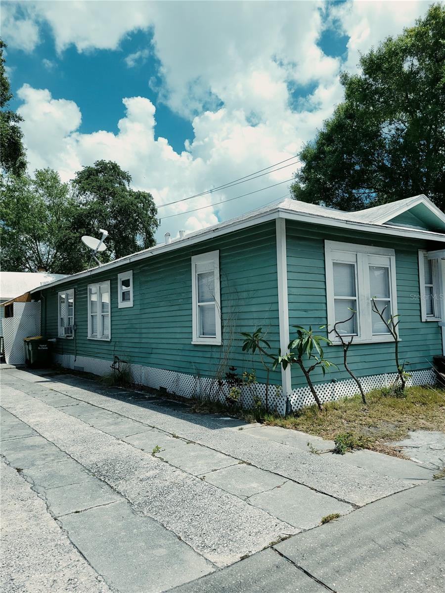1775 FRUITVILLE RD — photo 2