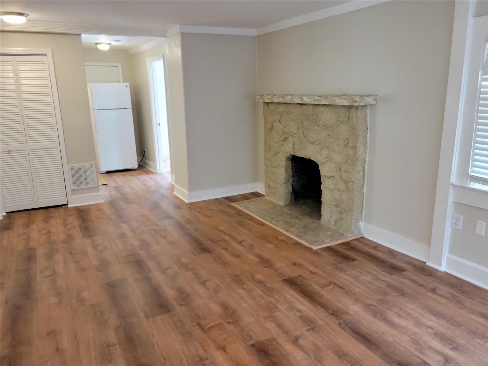 1775 FRUITVILLE RD — photo 3