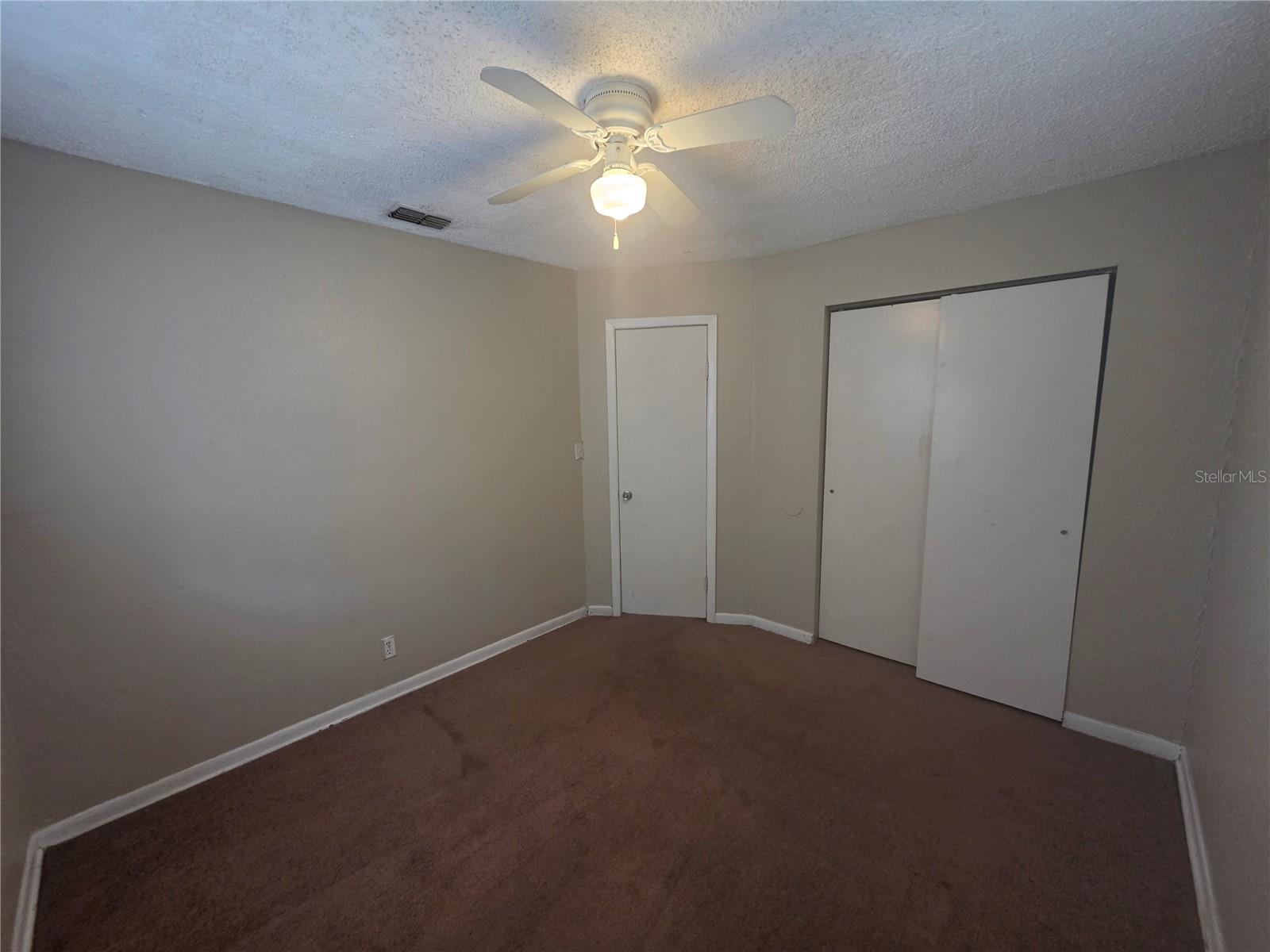 1512 W COMANCHE AVE — photo 8
