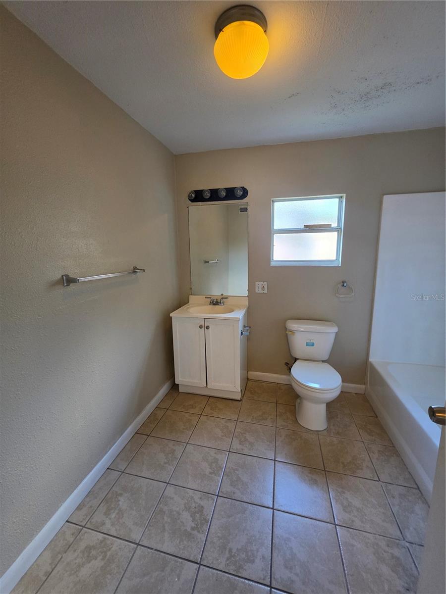1512 W COMANCHE AVE — photo 19