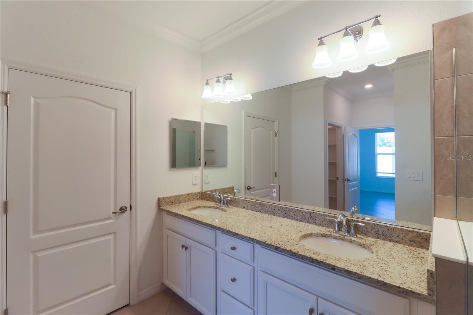 2501 AVOLET CT — photo 6