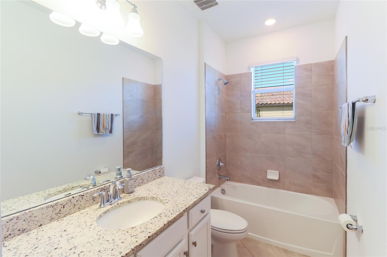 2501 AVOLET CT — photo 32