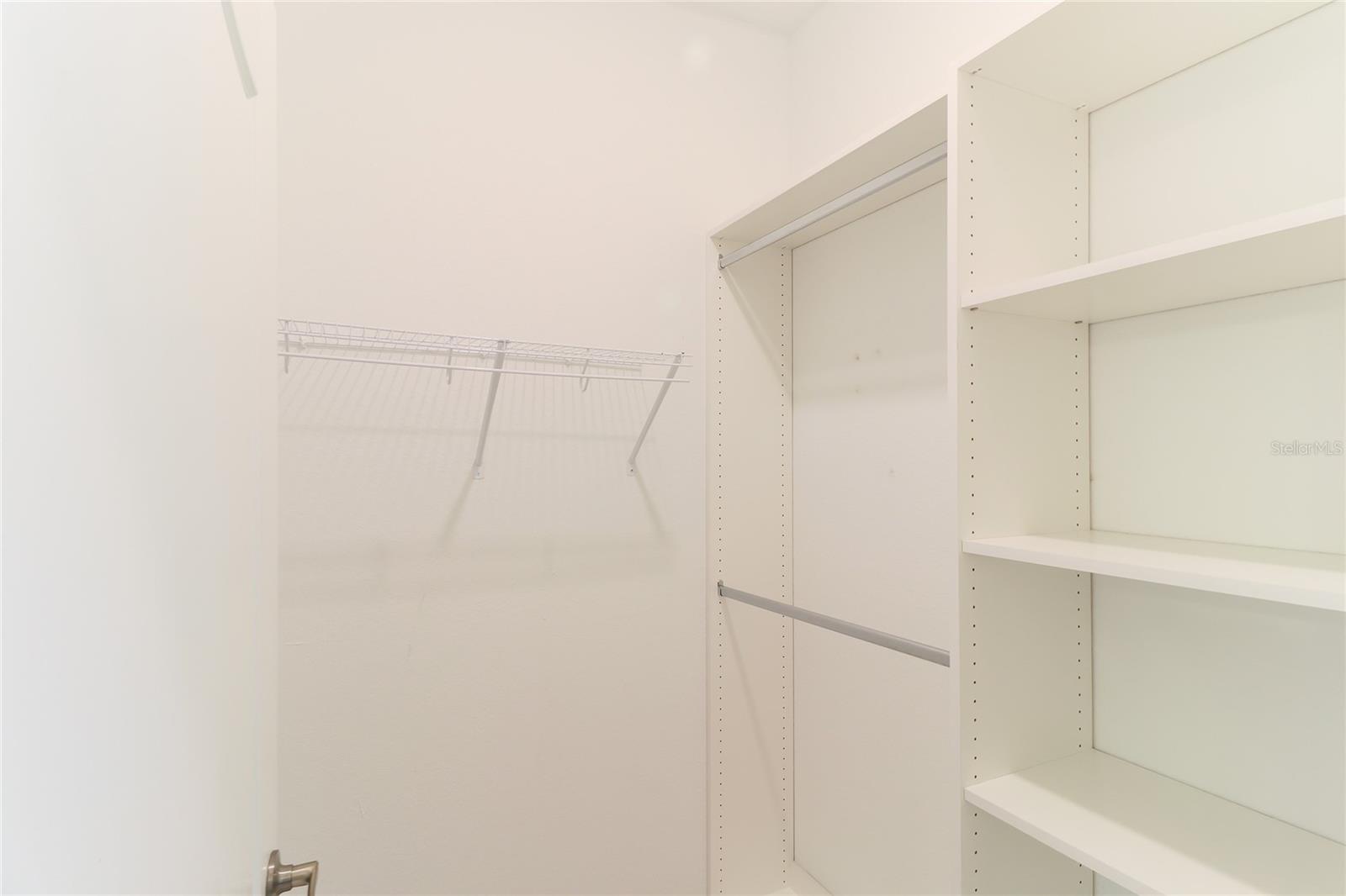 2501 AVOLET CT — photo 8
