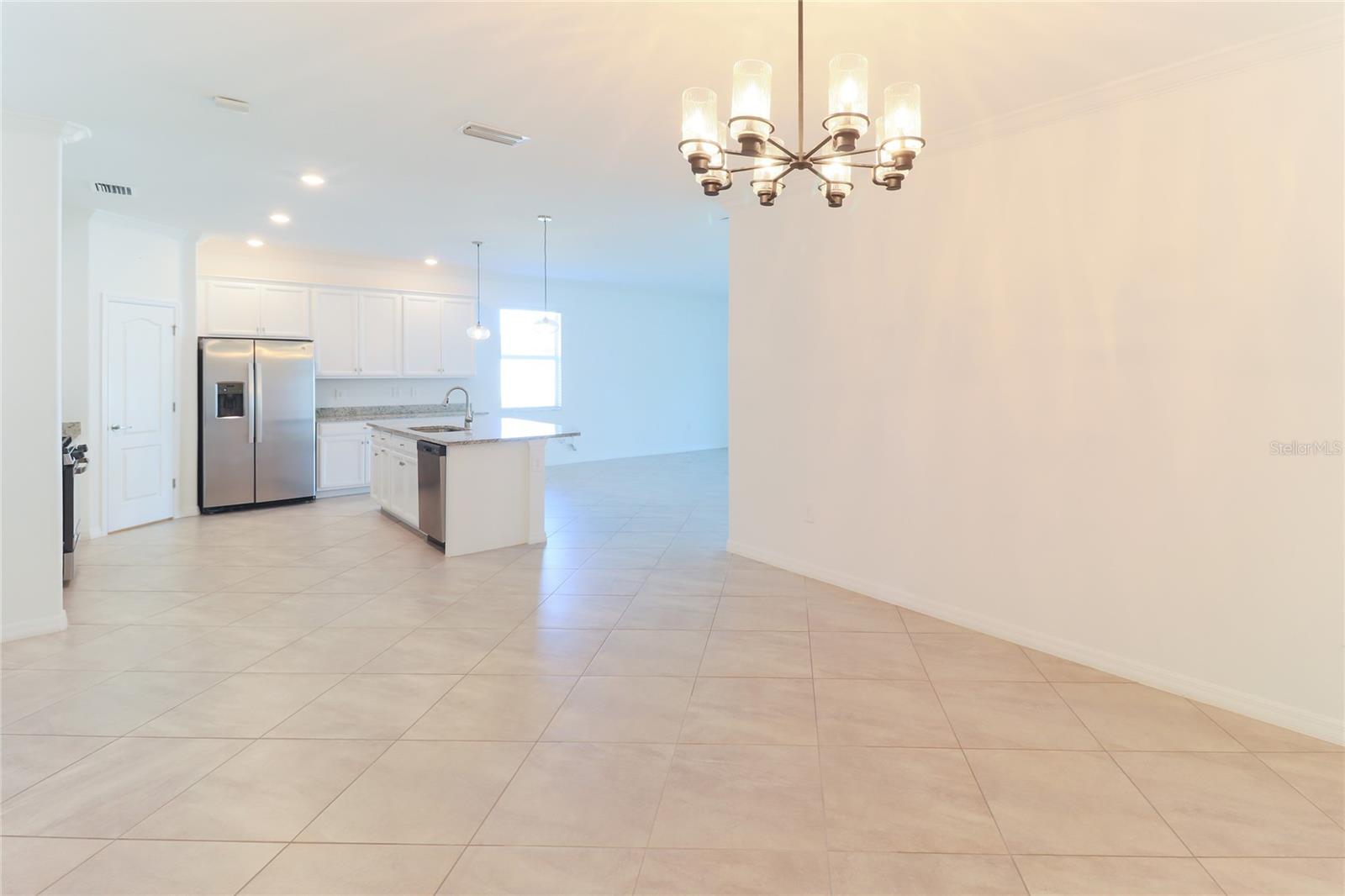 2501 AVOLET CT — photo 23