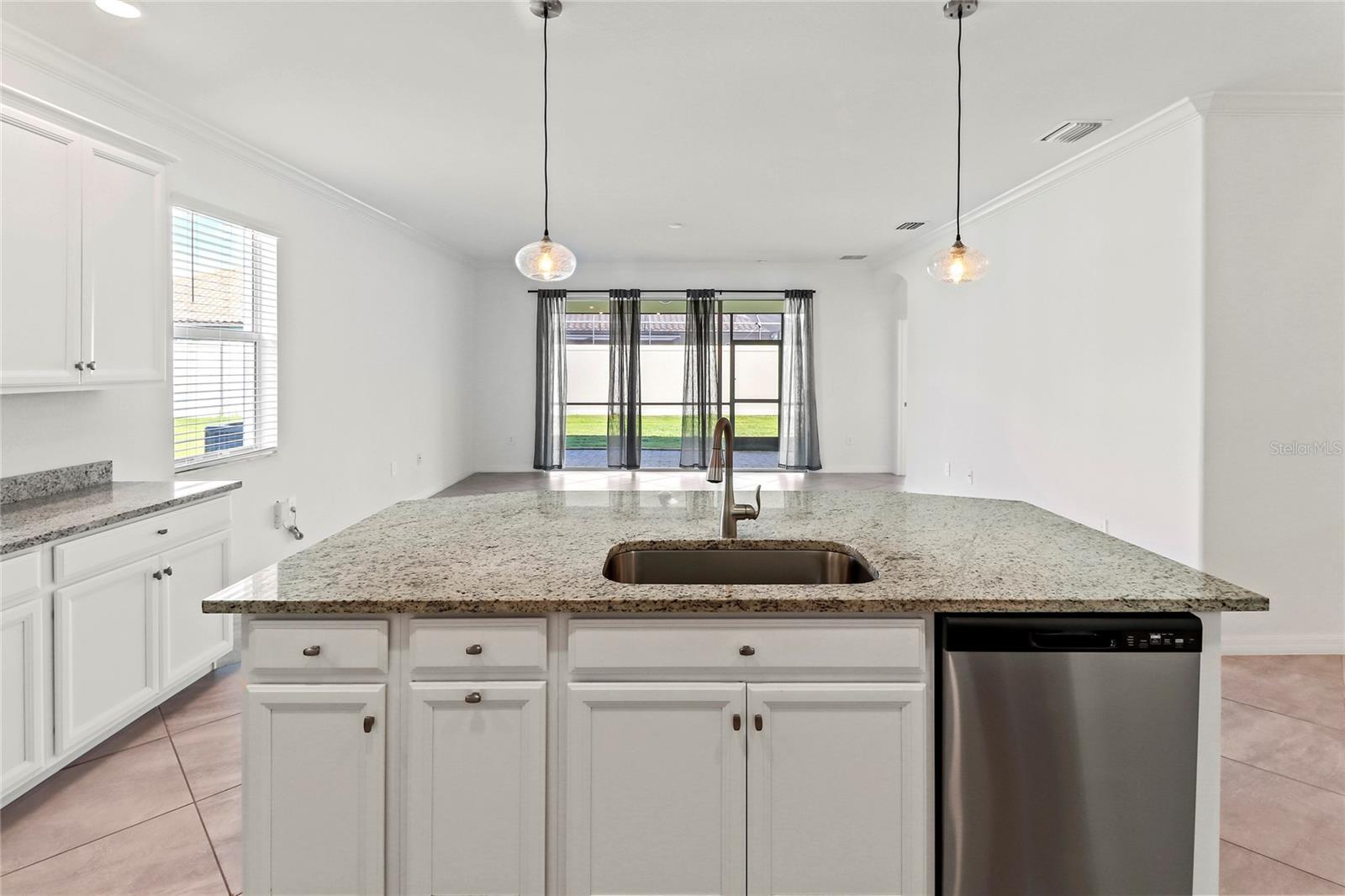2501 AVOLET CT — photo 14