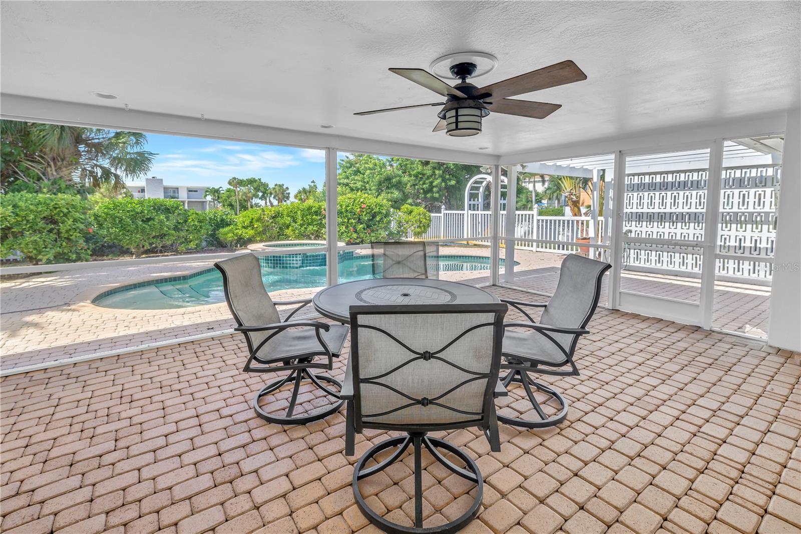 290 MONTE CRISTO BLVD — photo 33