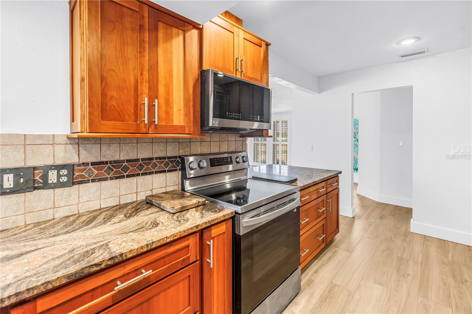 290 MONTE CRISTO BLVD — photo 15