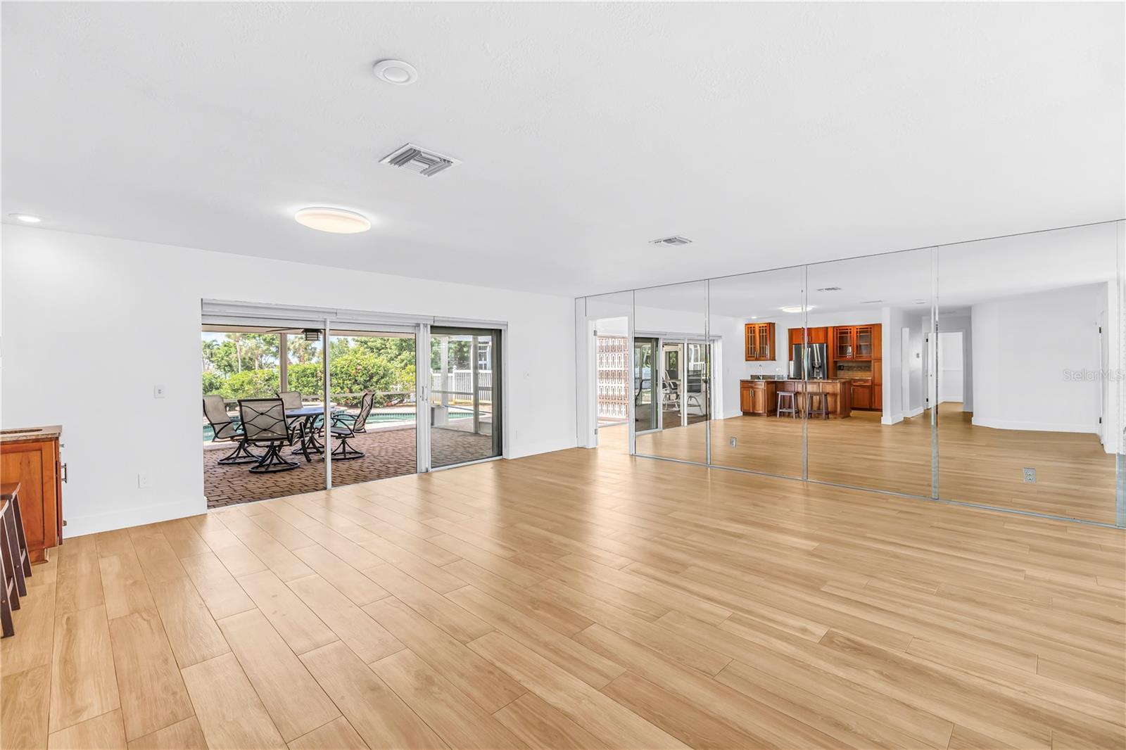 290 MONTE CRISTO BLVD — photo 6