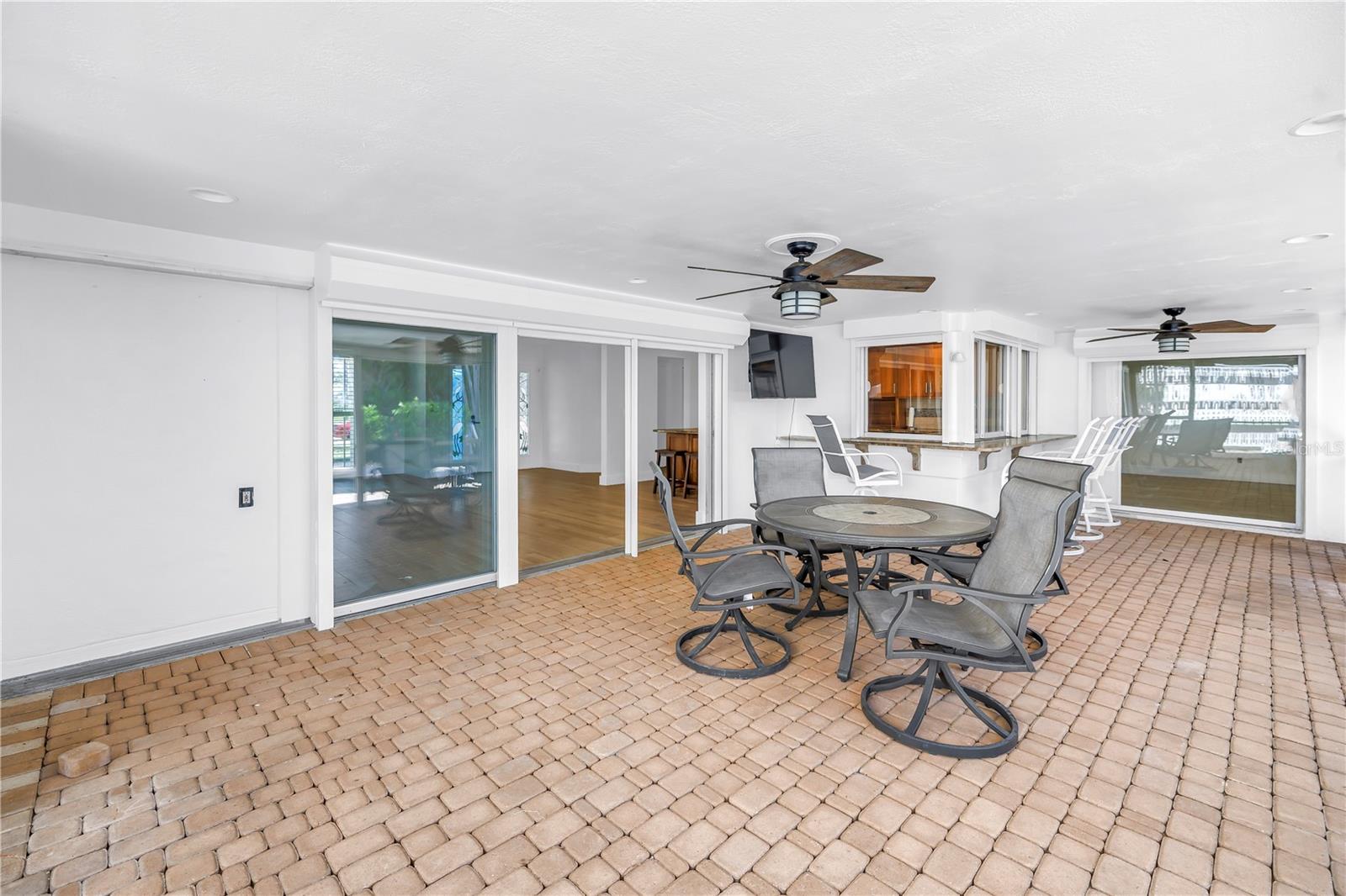 290 MONTE CRISTO BLVD — photo 32
