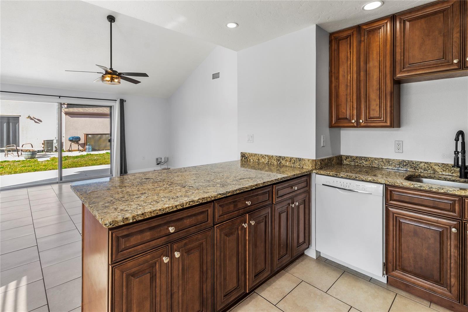 7013 BRENTFORD RD — photo 6