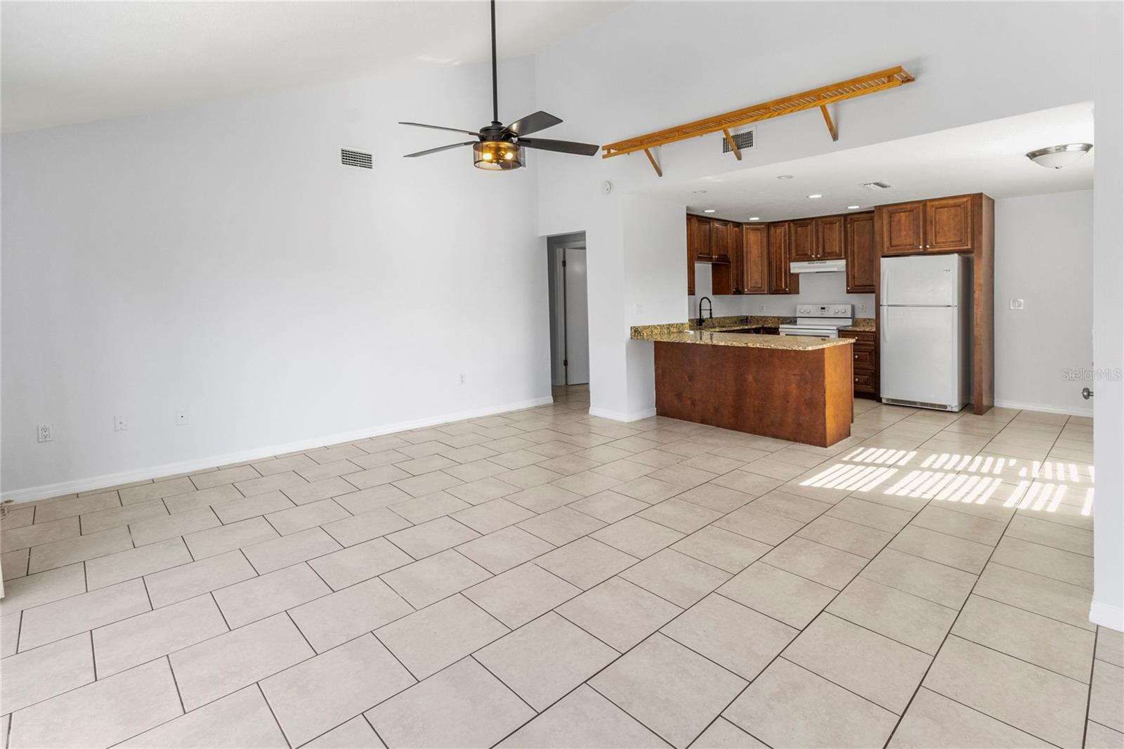 7013 BRENTFORD RD — photo 16