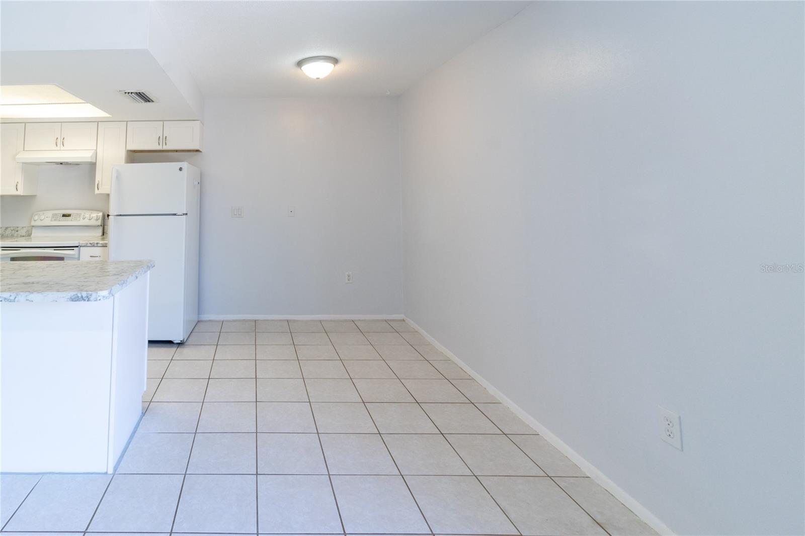 7013 BRENTFORD RD — photo 34