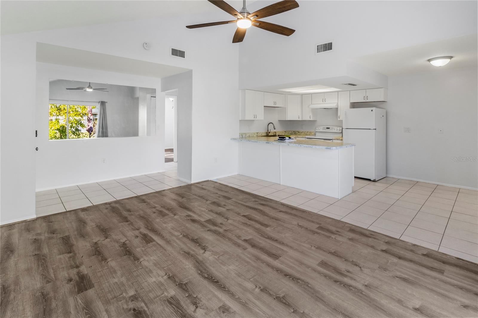 7013 BRENTFORD RD — photo 36