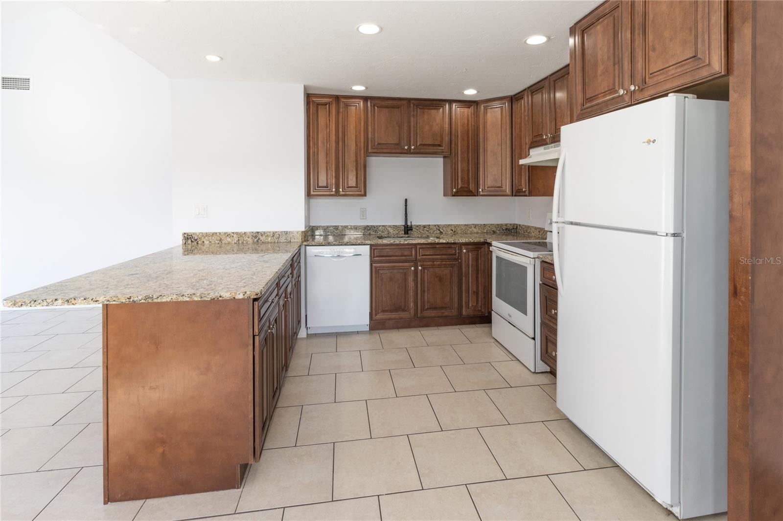 7013 BRENTFORD RD — photo 13