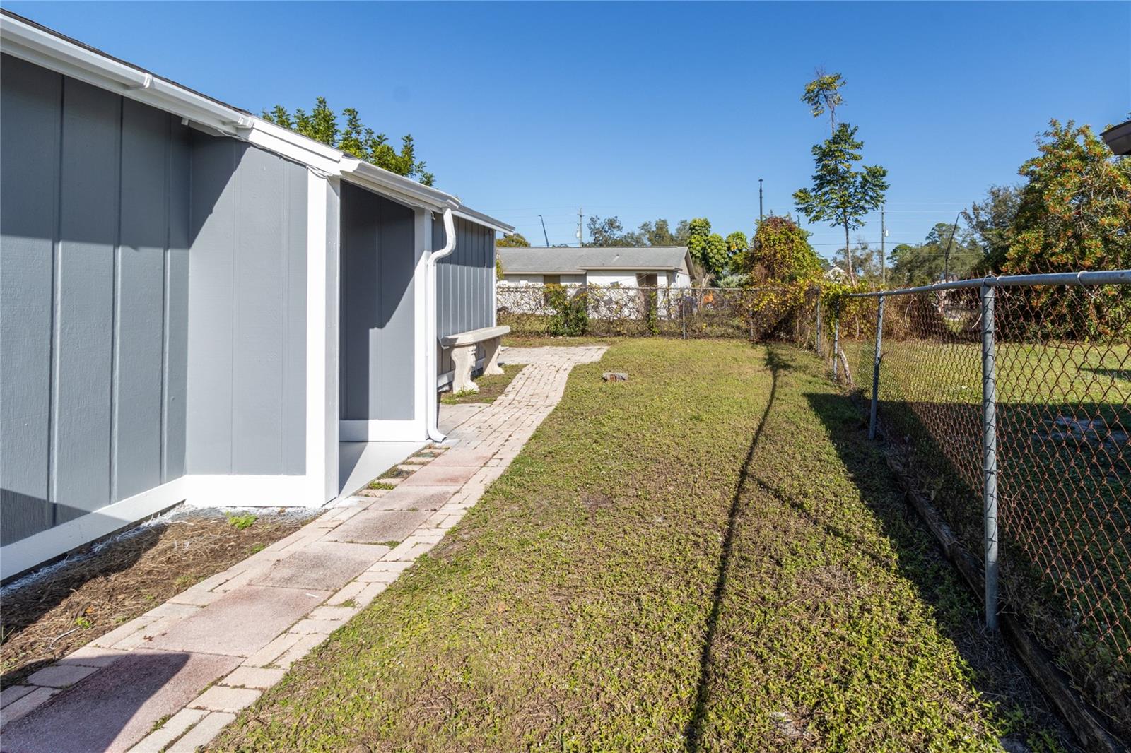 7013 BRENTFORD RD — photo 31