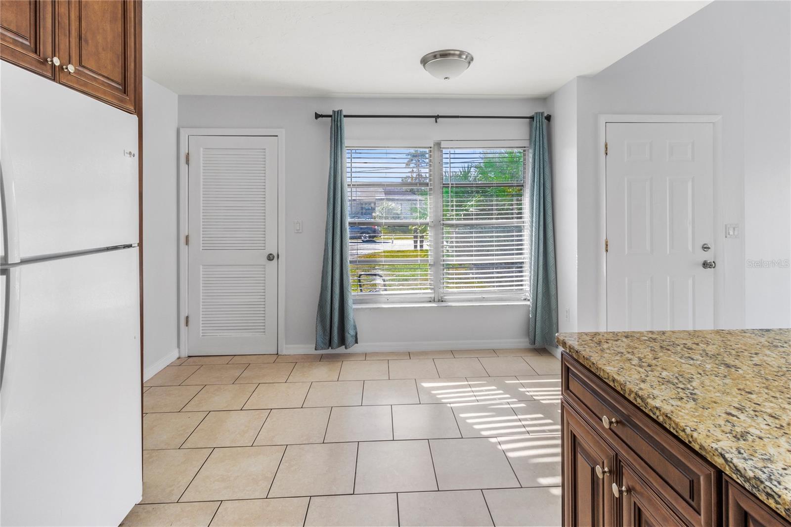7013 BRENTFORD RD — photo 10