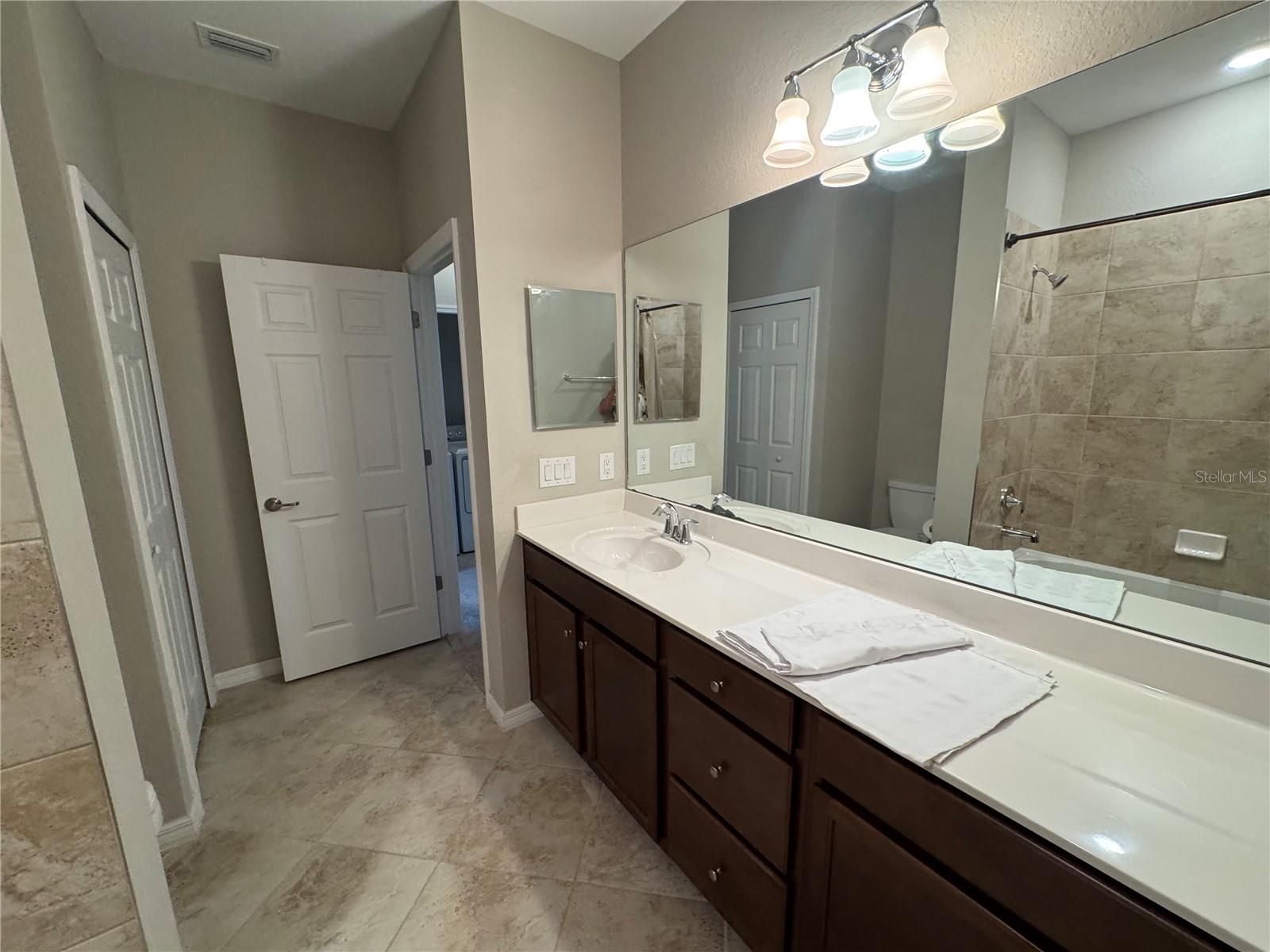 20448 LAGENTE CIR — photo 25