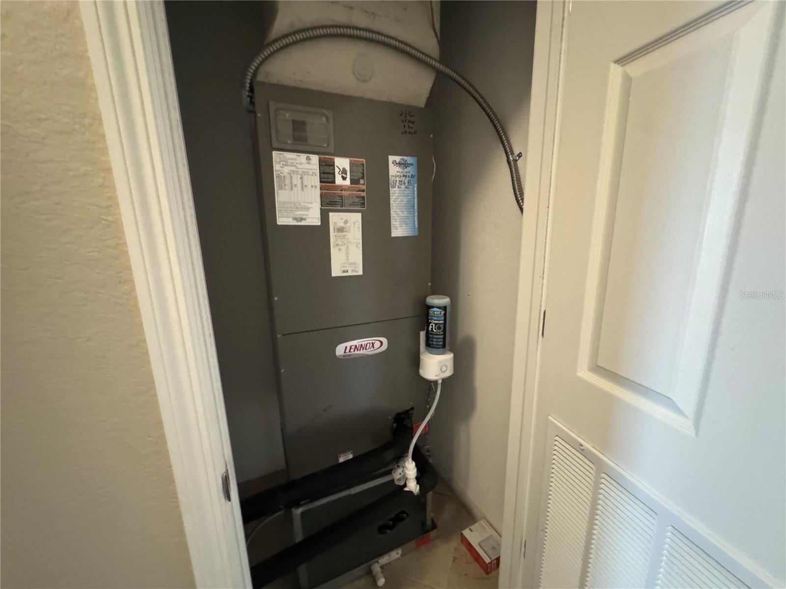 20448 LAGENTE CIR — photo 26