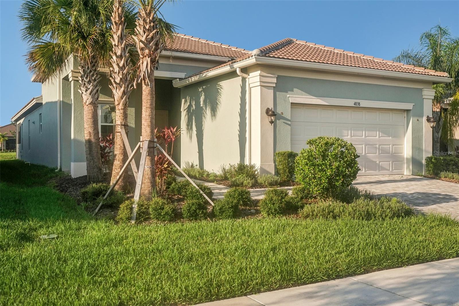 4838 SEVILLA SHORES DR — photo 2