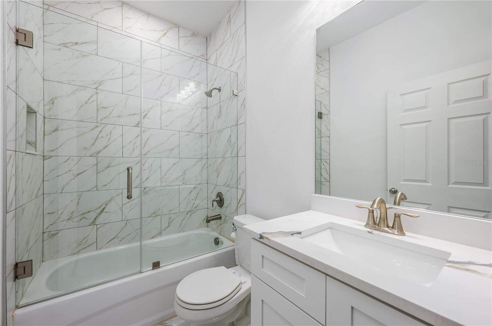 3724 N WHITTIER ST — photo 16