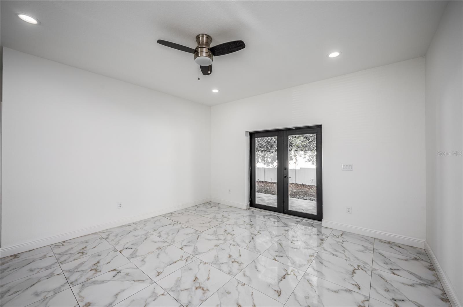 3724 N WHITTIER ST — photo 12