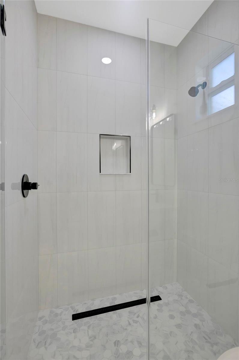 508 E JAMES ST — photo 28