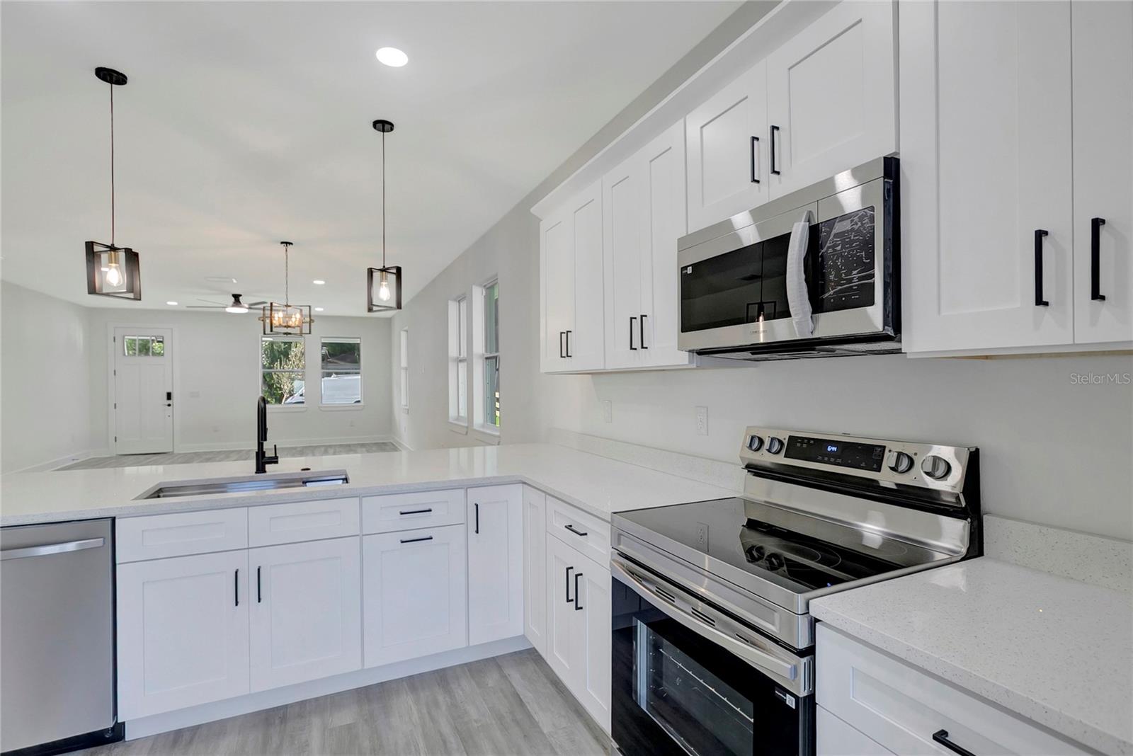 508 E JAMES ST — photo 19