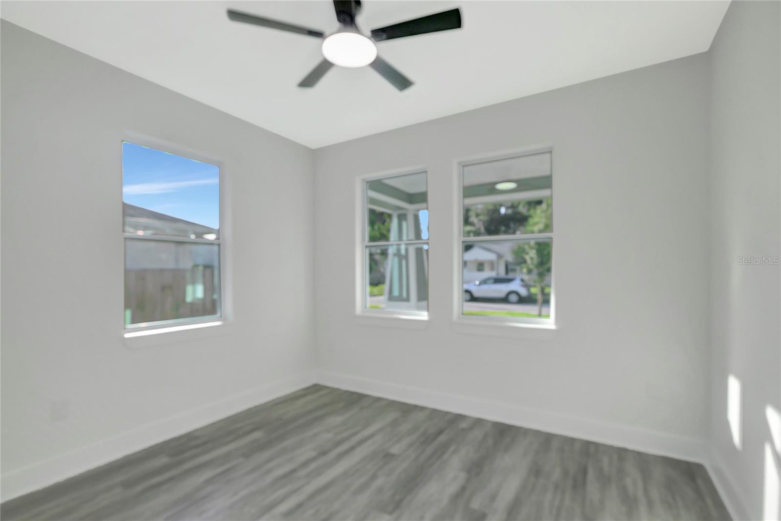 508 E JAMES ST — photo 37