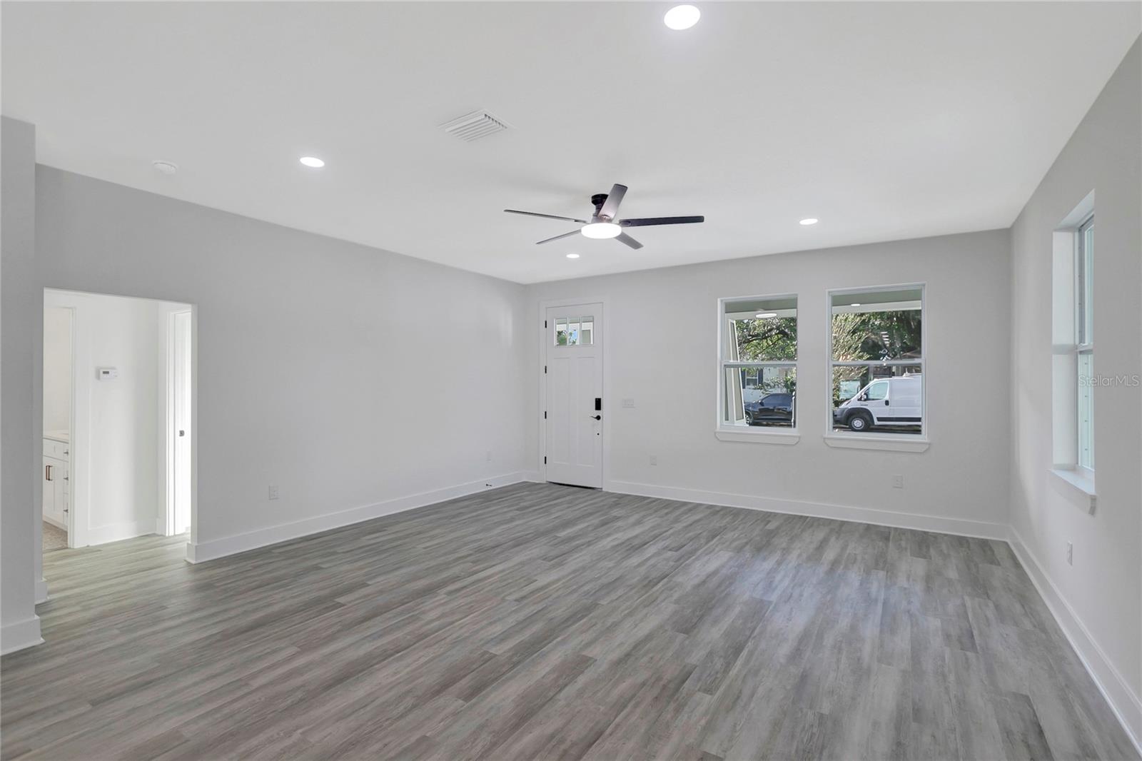 508 E JAMES ST — photo 12