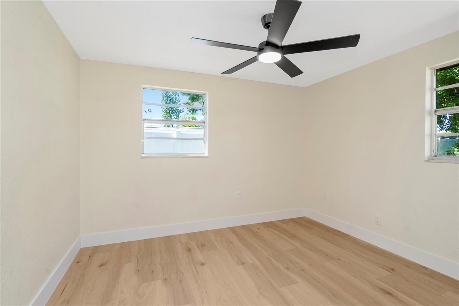 4003 W MONTGOMERY TER — photo 21