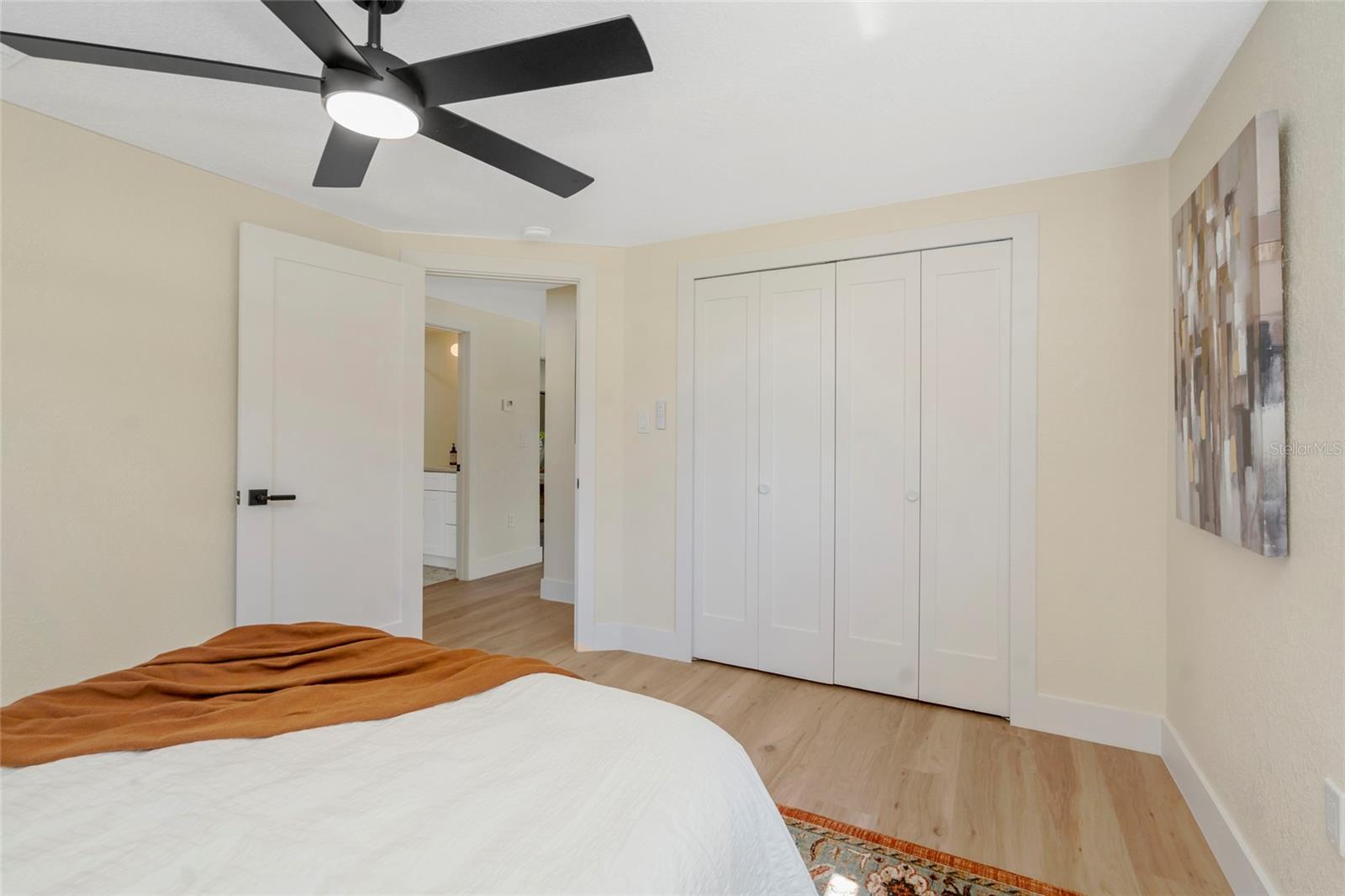 4003 W MONTGOMERY TER — photo 24
