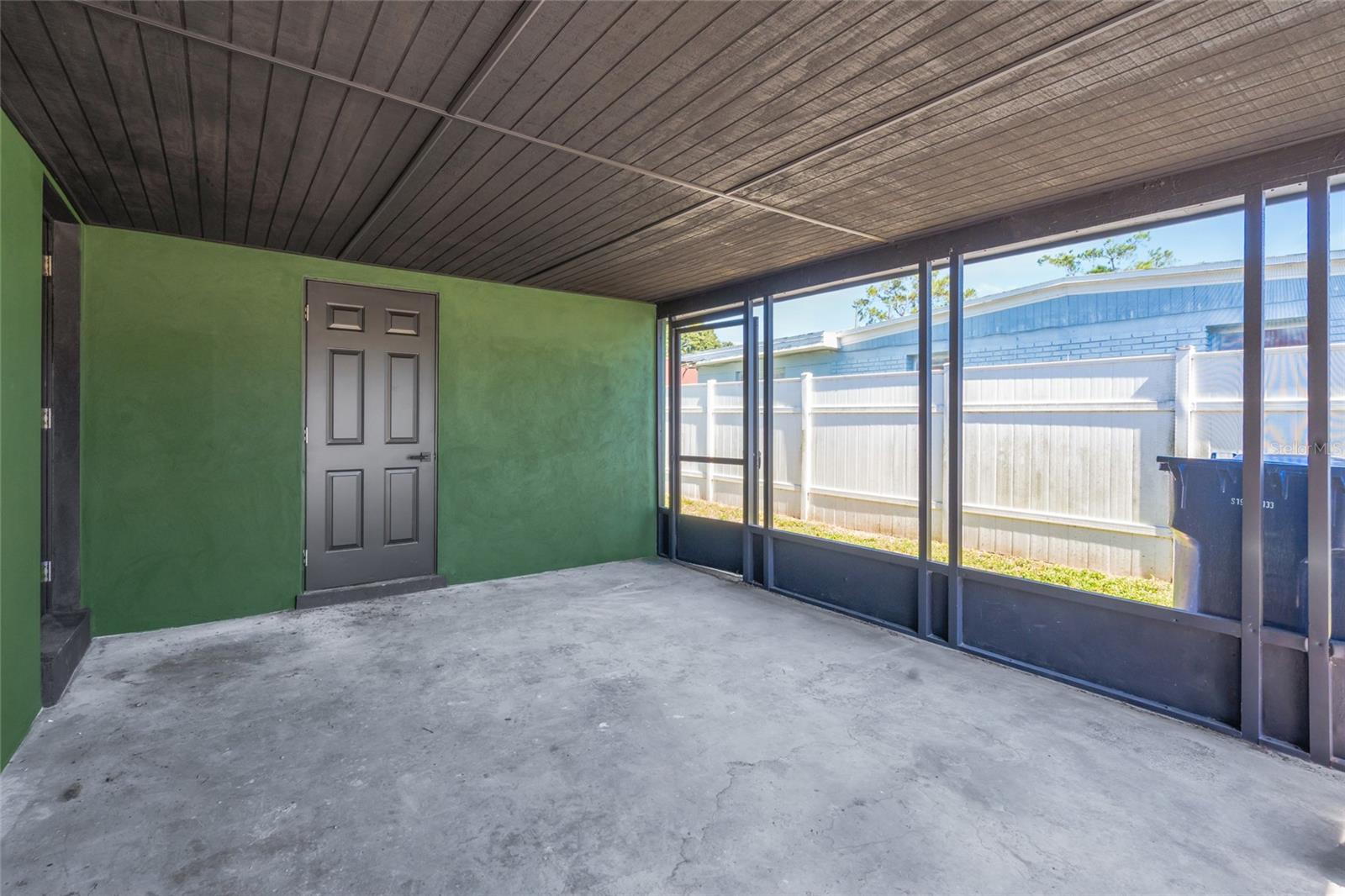 4003 W MONTGOMERY TER — photo 25