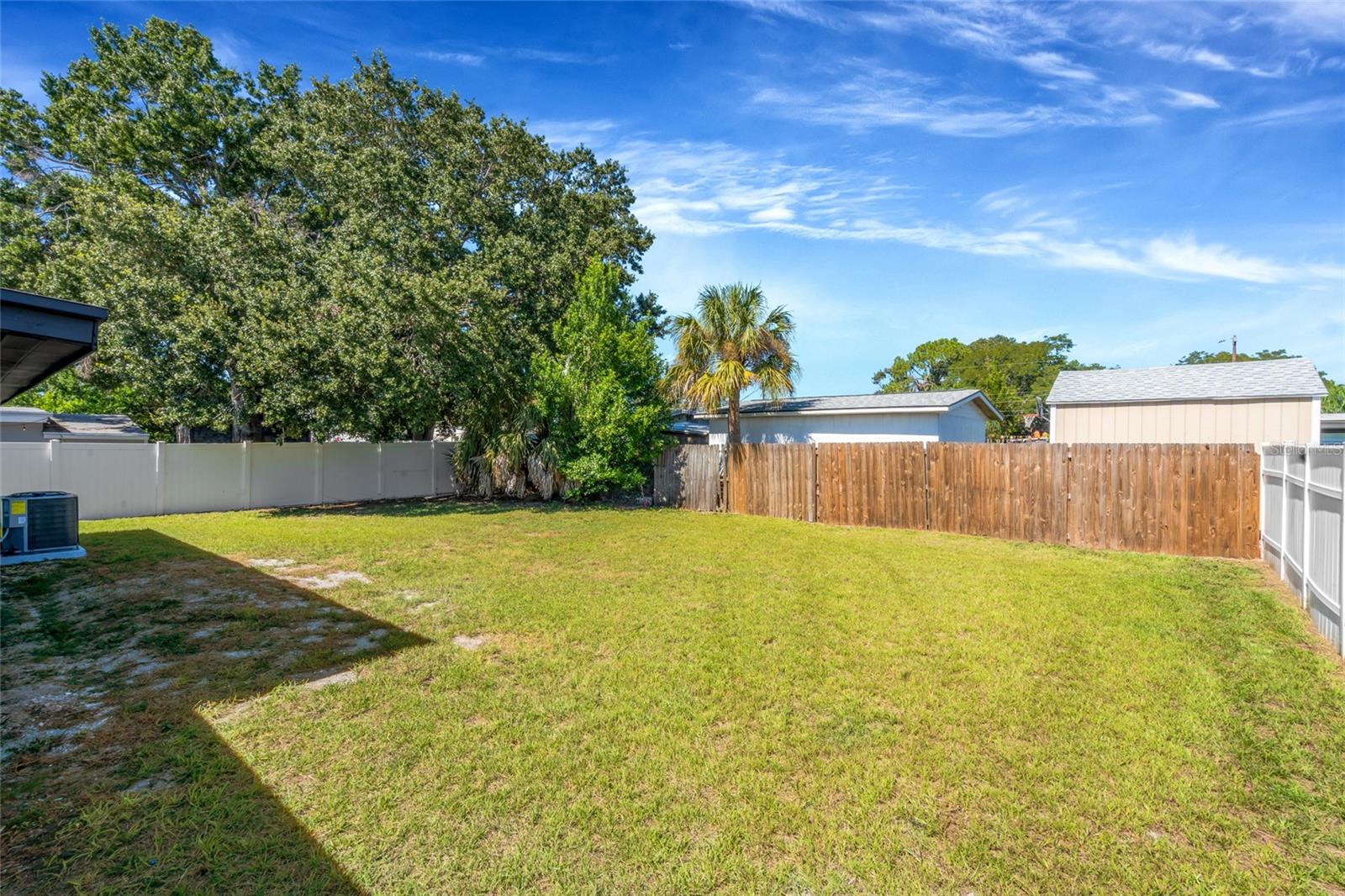 4003 W MONTGOMERY TER — photo 27