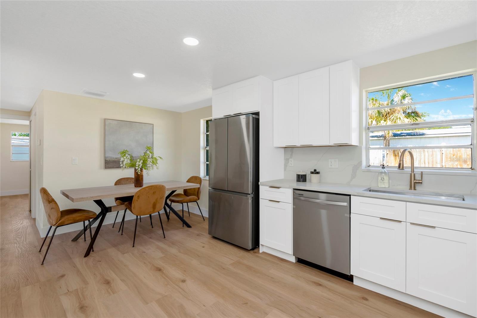 4003 W MONTGOMERY TER — photo 13