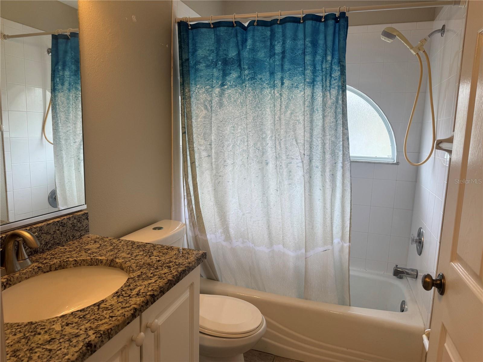 1024 HARBOR TOWN DR — photo 18