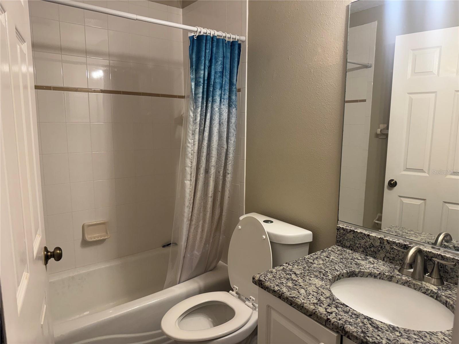 1024 HARBOR TOWN DR — photo 19