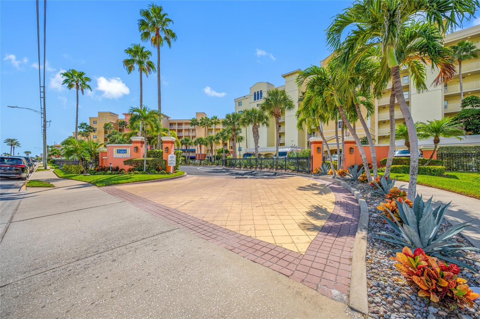 16700 GULF BLVD #524 — photo 5