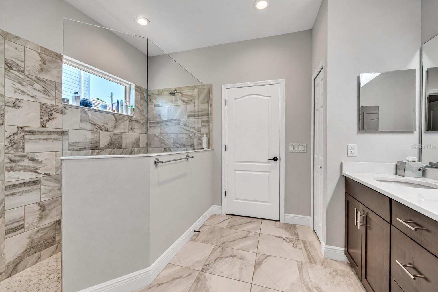 2684 STAR APPLE WAY — photo 17