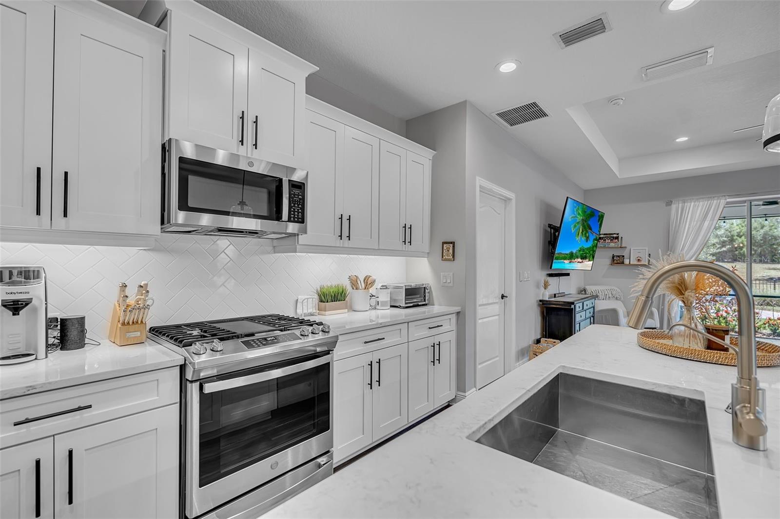 2684 STAR APPLE WAY — photo 6