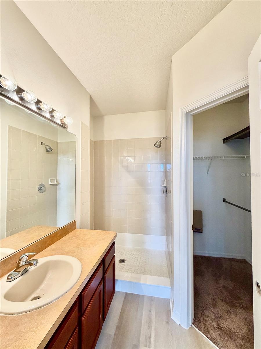 1038 BLACKWATER DR — photo 18