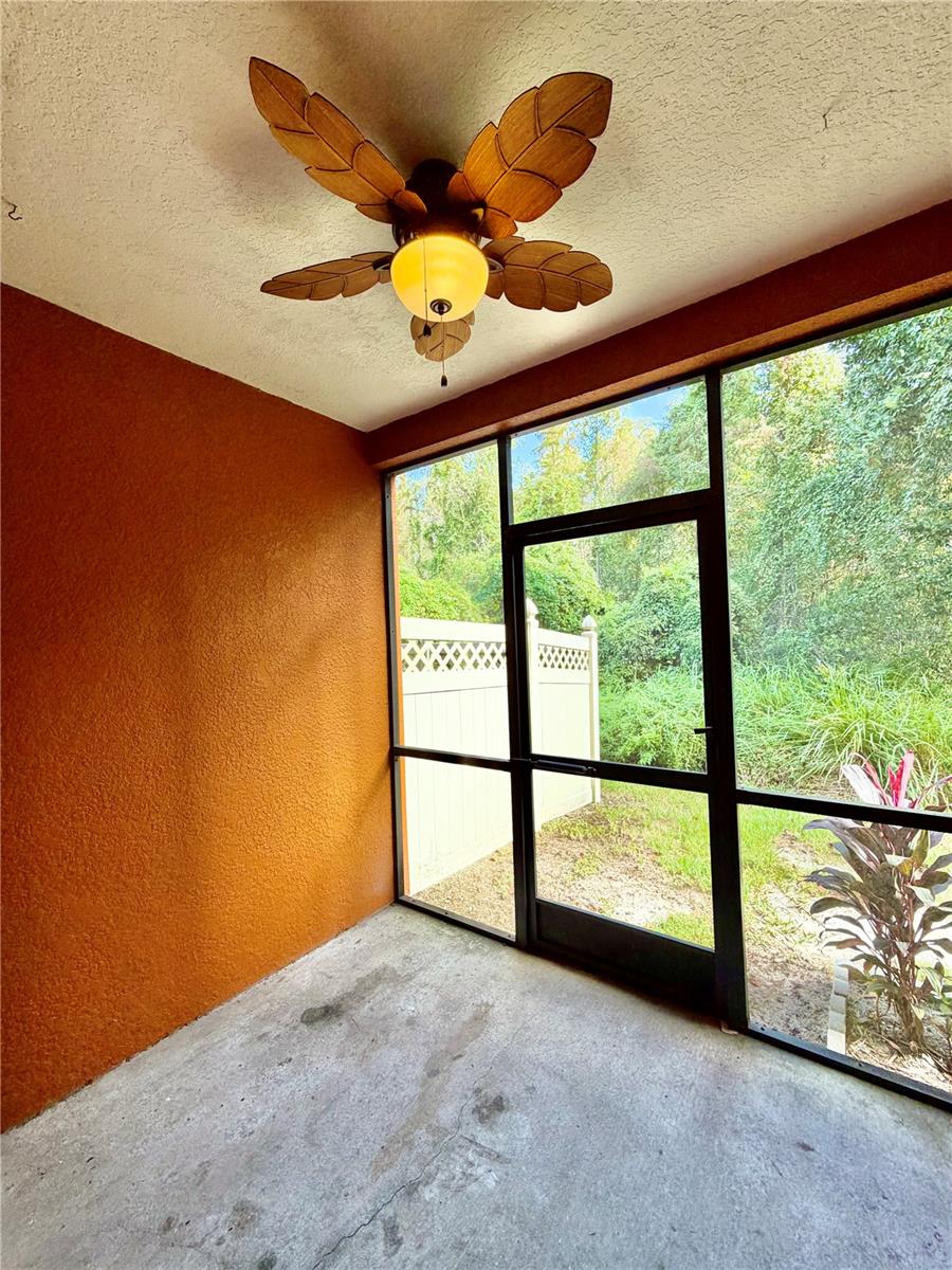 1038 BLACKWATER DR — photo 33