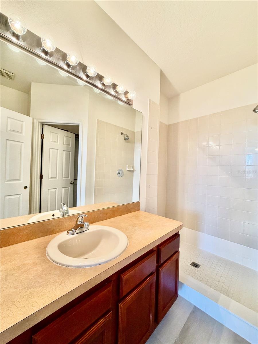 1038 BLACKWATER DR — photo 19